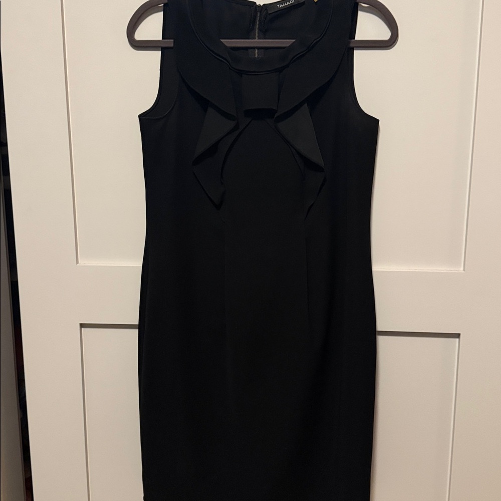 Tahari Black Sleeveless Top